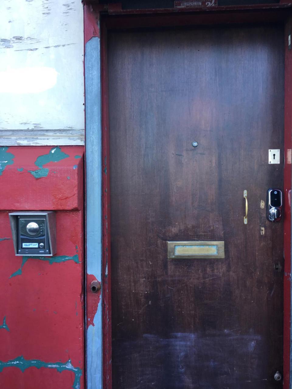 The Knowsley - Not Open To The Public Liverpool Exterior foto